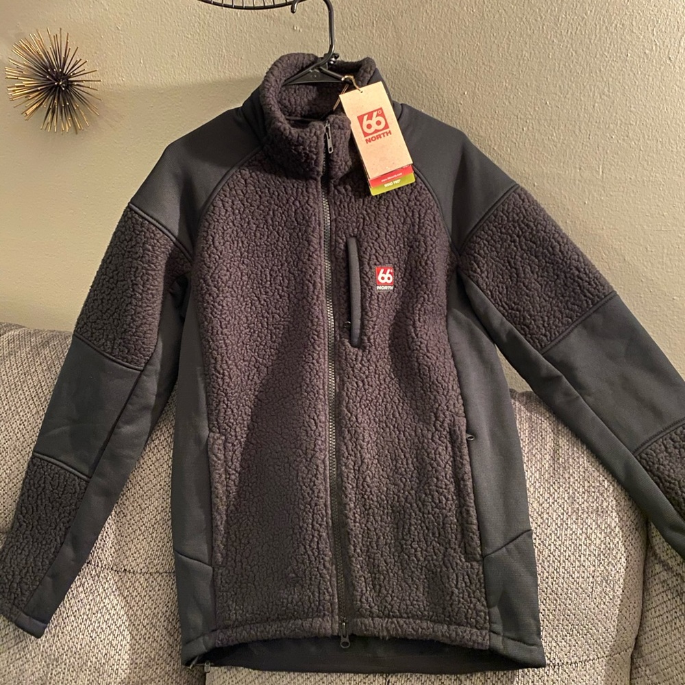 66 north Iceland Tindur shearling fleece